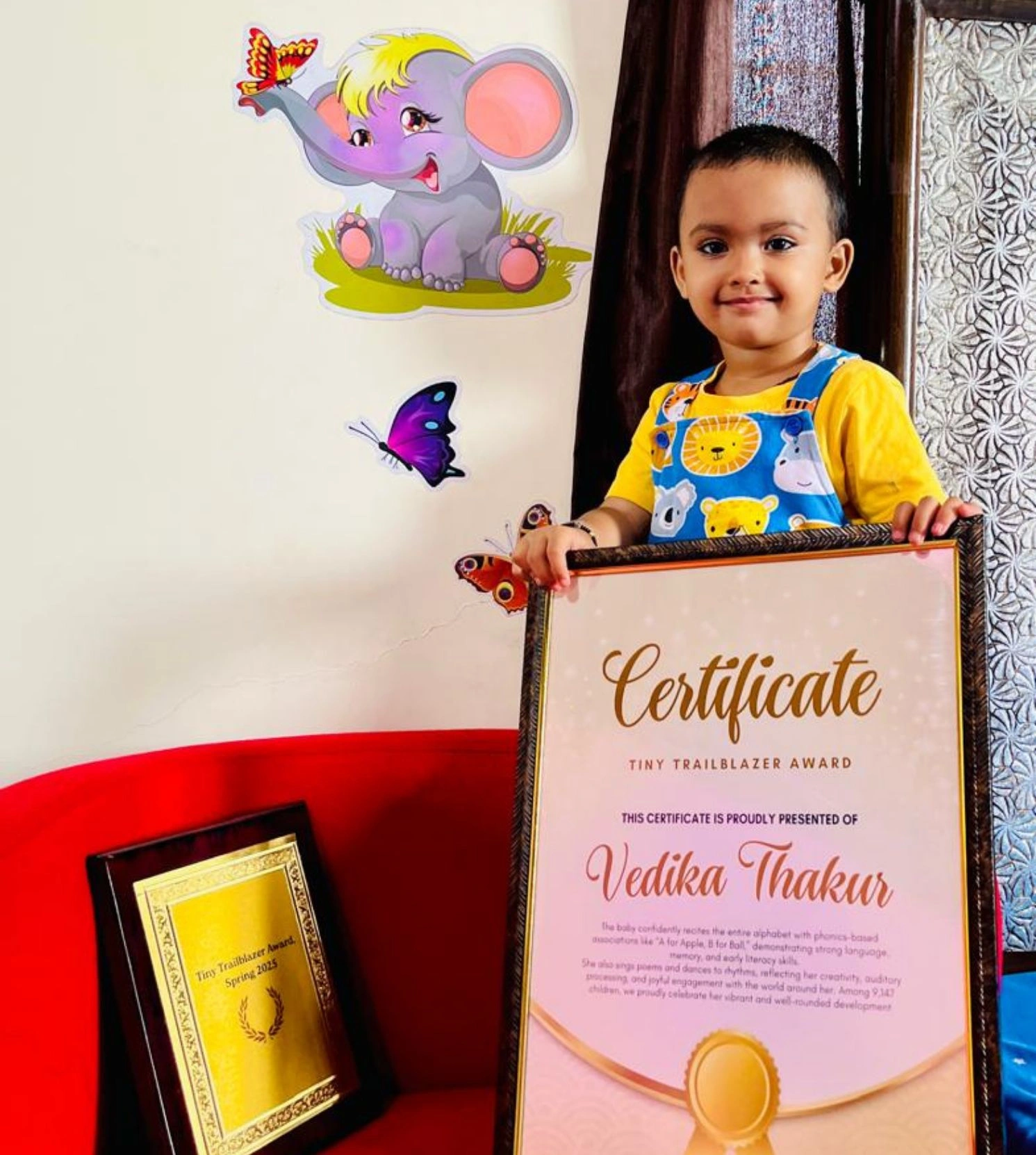 Vedika Thakur Slider 2